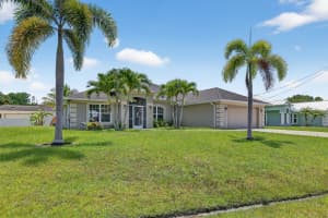 5547 NW Cordrey Street, Port Saint Lucie, FL 34986 - MLS#R11111573