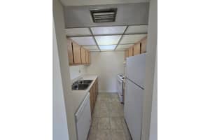 1854 Abbey Road 202, West Palm Beach, FL 33415 - MLS#R11111582