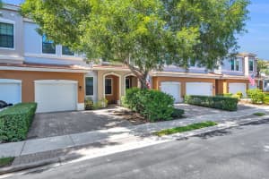 5018 S Astor Circle, Delray Beach, FL 33484 Sold 12/08/25