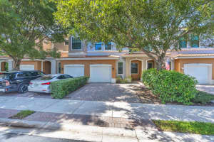 5018 S Astor Circle, Delray Beach, FL 33484 Sold 12/08/25