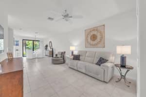 5018 S Astor Circle, Delray Beach, FL 33484 - MLS#R11111597