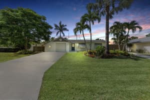 1769 Sw Dyer Point Road, Palm City