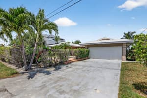 1711 W Terra Mar Drive, Lauderdale By The Sea
