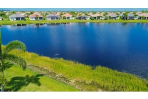 10211 SW Fernwood Avenue, Port Saint Lucie, FL 34987 - MLS#R11111620