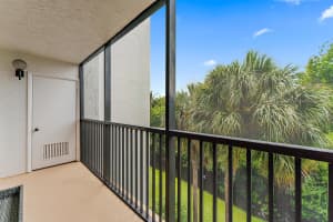 1605 S Us Highway 1 F305 F305, Jupiter, FL 33477 - MLS#R11111656