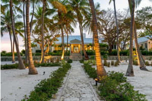 0 Twin Beaches Other, FL  - MLS#R11111677