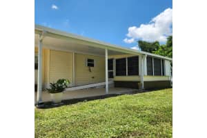 218 W Caribbean, Port Saint Lucie, FL 34952 - MLS#R11111711
