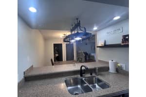 224 2nd Way, West Palm Beach, FL 33407 Sold 10/20/25