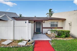 26 Chelsea Lane, Boynton Beach, FL 33426 - MLS#R11111738