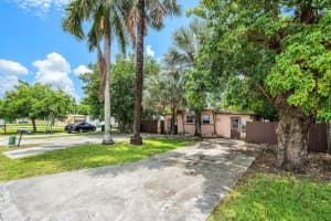 13480 SW 6th Court, Davie, FL 33325 Sold 09/05/25