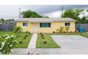 2181 NE 1st Lane, Boynton Beach, FL 33435 Sold 09/02/25