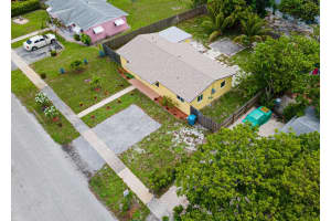 2181 NE 1st Lane, Boynton Beach, FL 33435 Sold 09/02/25