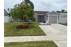19002 Cloud Lake Circle, Boca Raton