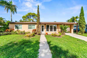 907 Wright Drive, Lake Worth Beach, FL 33461 - MLS#R11111767