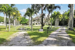1055 SE Salerno Road, Stuart, FL 34997 - MLS#R11111768