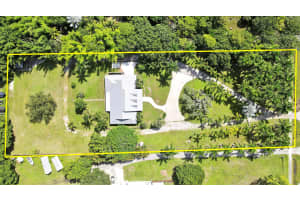 1055 SE Salerno Road, Stuart, FL 34997 - MLS#R11111768