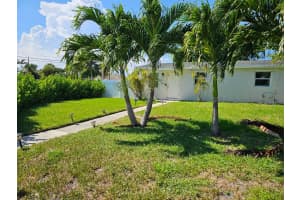 315 W 10th Boulevard, Boynton Beach, FL 33435 - MLS#R11111813