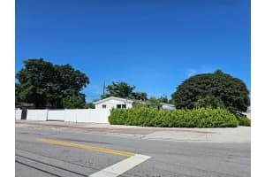 315 W 10th Boulevard, Boynton Beach, FL 33435 - MLS#R11111813