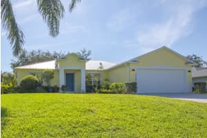 1049 Gardenia Street, Sebastian