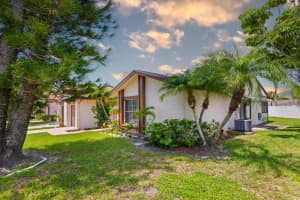 6125 Elsinore Circle, Greenacres, FL 33463 - MLS#R11111824