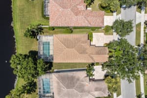 8232 SE Palm Hammock Lane, Hobe Sound, FL 33455 Sold 09/15/25