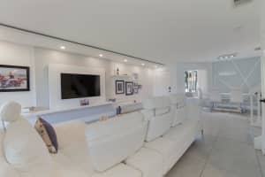 6242 Eaton Street, West Palm Beach, FL 33411 - MLS#R11111876