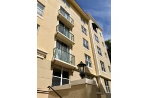 630 S Sapodilla Avenue 105, West Palm Beach, FL 33401 - MLS#R11111882