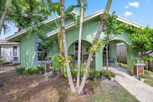 215 S E Street, Lake Worth Beach