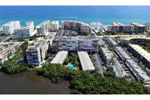 3589 S Ocean Boulevard 31, South Palm Beach