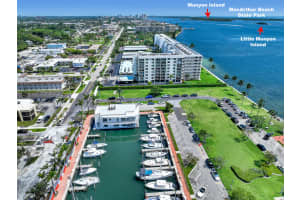 220 Lake Shore Drive, Lake Park, FL 33403 - MLS#R11111920