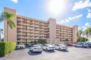 7076 Huntington Lane 207, Delray Beach, FL 33446 - MLS#R11111953