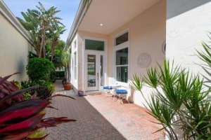 11 Coral Cay Drive, Palm Beach Gardens, FL 33418 - MLS#R11111993
