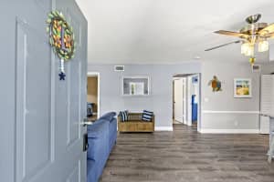 144 Se Village Drive 144, Port Saint Lucie