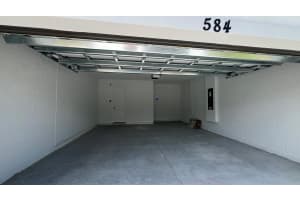 584 SE Ranch Oak Circle, Port Saint Lucie, FL 34984 - MLS#R11112020