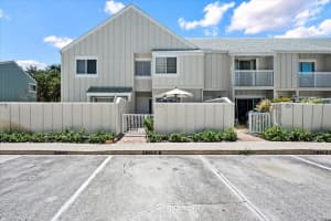 6359 Riverwalk Lane 6, Jupiter