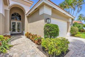 10517 Laurel Estates Lane, Lake Worth, FL 33449 Sold 10/20/25