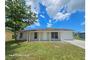 329 NE Cullman Court, Port Saint Lucie, FL 34983 - MLS#R11112082
