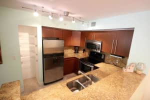 120 Yacht Club Way 306, Hypoluxo, FL 33462 - MLS#R11112085