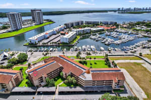 1030 Us Highway 1 413, North Palm Beach