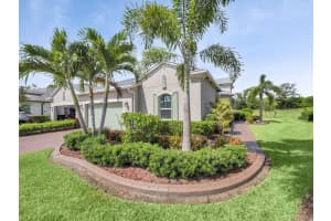 12908 SW Lake Fern Circle, Port Saint Lucie, FL 34987 - MLS#R11112131
