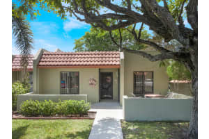 177 SE 7th Street, Deerfield Beach, FL 33441 Sold 10/01/25