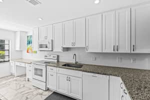 34 Southport Lane E, Boynton Beach, FL 33436 - MLS#R11112264
