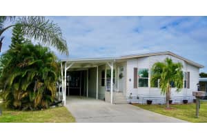 8 Andalusia Lane, Port Saint Lucie, FL 34952 Sold 01/14/26