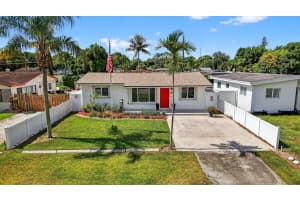 6360 Plunkett Street, Hollywood