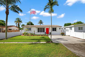 6360 Plunkett Street, Hollywood, FL 33023 - MLS#R11112321