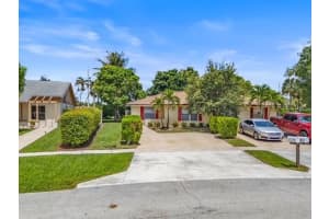 1384 Riverside Circle, Wellington, FL 33414 - MLS#R11112329