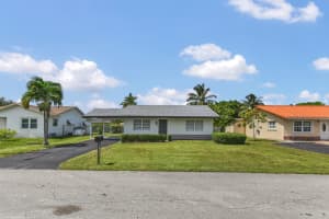 9705 Nw 70th Court, Tamarac