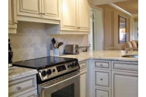 101 Ocean Bluffs Boulevard 102, Jupiter, FL 33477 Sold 12/31/25