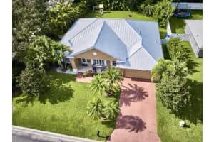 4705 Stephanie Lane Sw, Vero Beach