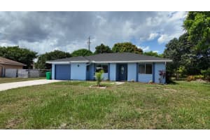 1317 SE Elyton Court, Port Saint Lucie, FL 34952 - MLS#R11112348